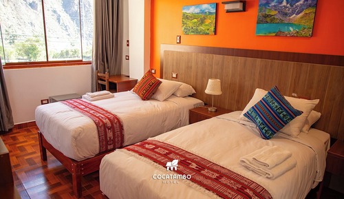 Standard Double Room, 2 Twin Beds, Private Bathroom