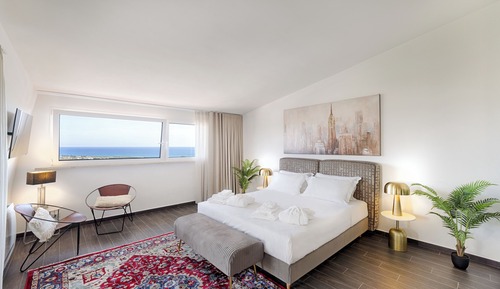 Luxury Studio Suite, Sea View