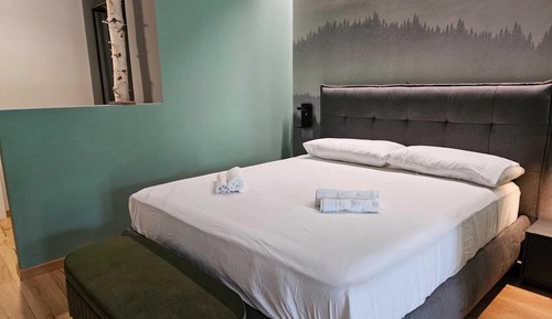 Suite estudio familiar, patio, vistas al jardín