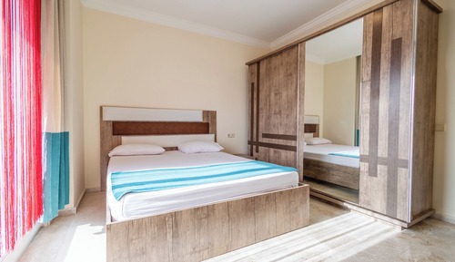 Deluxe Condo, Balcony, Sea View