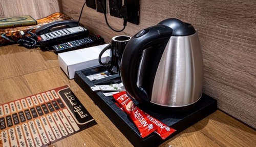 Suite estudio económica, vistas a la ciudad, en esquina