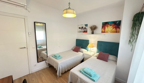 Habitación con 2 camas individuales