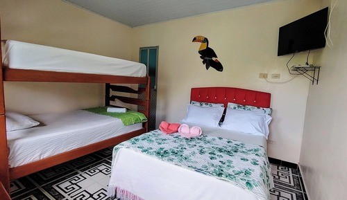 Habitación triple económica, lanai, vistas al jardín