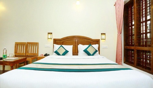 Habitación Deluxe doble, 1 cama de matrimonio grande, balcón