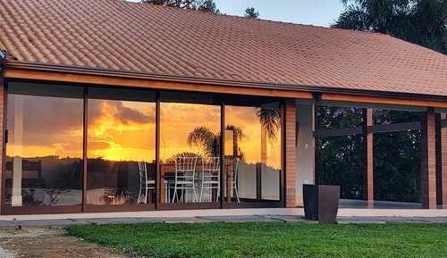 Casa de diseño, vistas al lago
