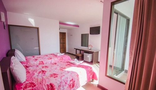 Habitación con 2 camas individuales