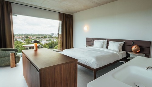 Family Room - Interconnecting