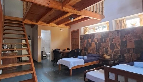 Apartamento clásico, varias camas, no fumadores, patio