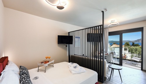 Suite estudio junior, vistas a la piscina