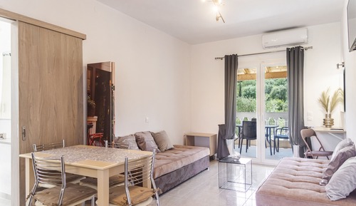 Apartamento superior, 2 habitaciones, en edificio anexo