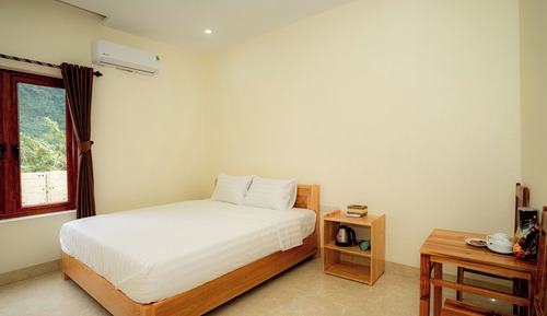 Habitación estándar doble, 1 cama de matrimonio grande, acceso a la piscina, vistas a la montaña