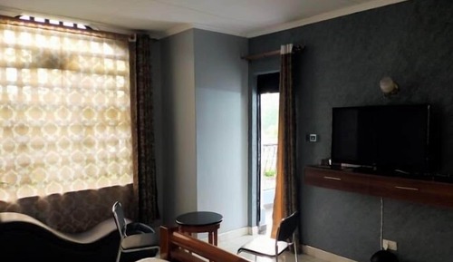 Bungalow familiar, vistas al jardín