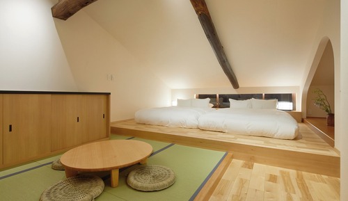 Habitación superior con 2 camas individuales, 2 camas dobles