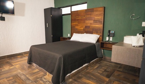 Habitación básica, accesible en silla de ruedas, no fumadores
