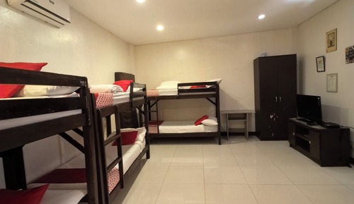 Dormitorio compartido estándar