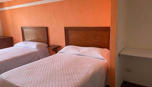 Habitación cuádruple familiar, vistas a la ciudad