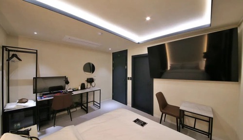 Habitación individual básica, 1 cama de matrimonio, no fumadores, No se admiten mascotas