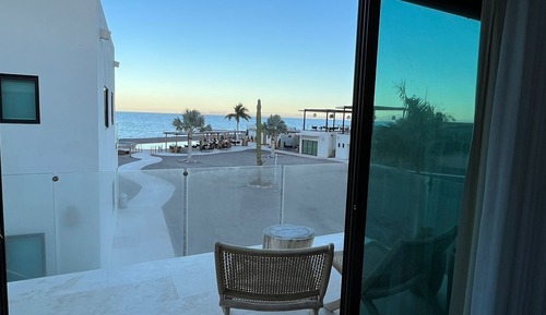 Habitación Deluxe doble, vistas parciales al mar