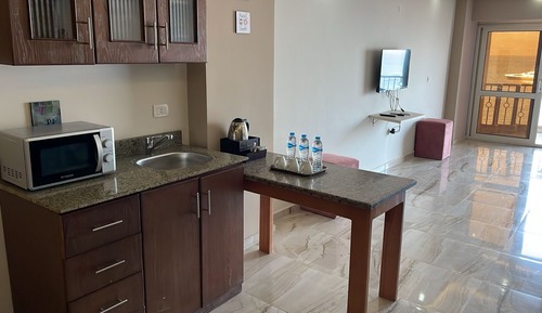 Habitación clásica con 1 cama doble o 2 individuales, vistas al mar