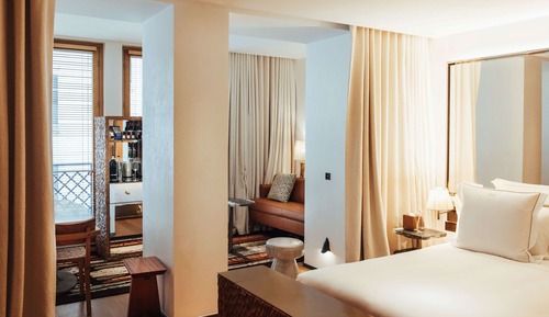 Suite, 1 cama doble, Aire acondicionado (Winter Garden)