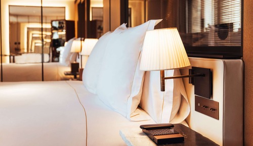 Habitación Deluxe, 1 cama de matrimonio grande, Aire acondicionado