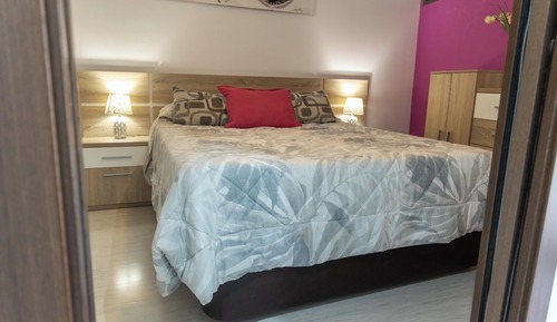 Apartamento, 1 cama de matrimonio con sofá cama, cocina, vistas a la colina