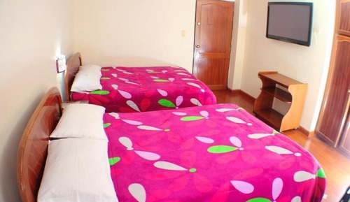 Habitación cuádruple Deluxe, balcón