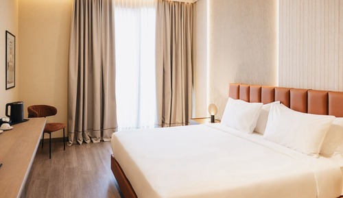 Habitación doble superior, balcón, vistas a la ciudad