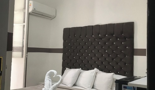 Habitación básica doble, balcón, vistas a la ciudad