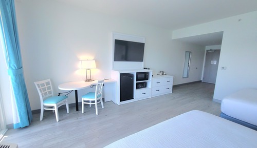 Habitación Premium, 2 camas de matrimonio, balcón, vistas al puerto deportivo