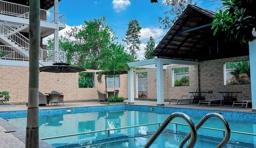 Villa Premium, vistas a la piscina