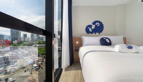 Habitación clásica doble, 1 cama de matrimonio, vistas a la ciudad