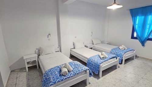 Habitación triple económica