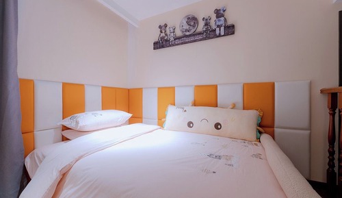 Habitación familiar con 2 camas individuales, vistas a la ciudad