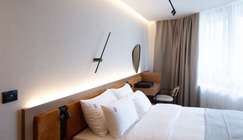 Habitación triple superior, vistas a la ciudad