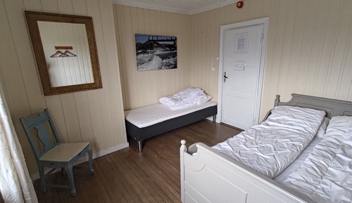 Habitación triple básica, vistas al lago