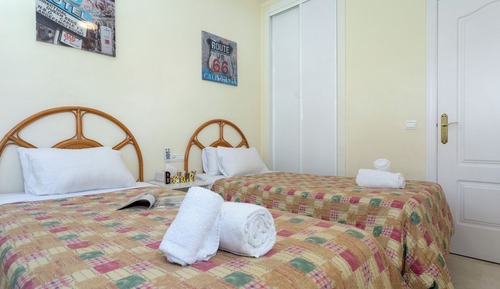 Apartamento, balcón, vistas al jardín