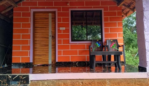 Habitación Confort con 1 cama doble o 2 individuales, balcón, vistas al jardín