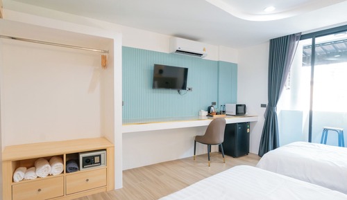 R302 - Standard Twin with Patio