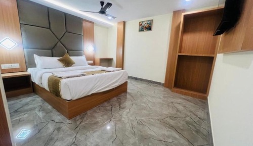 Habitación Deluxe, 1 cama doble, vistas a la ciudad