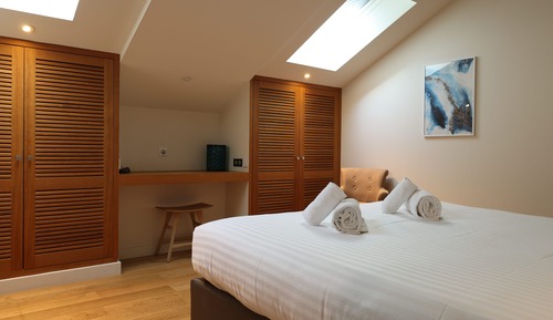 Suite Elite, vistas al puerto deportivo