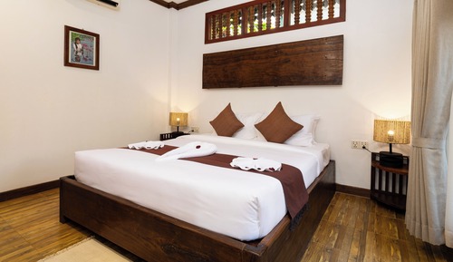 Villa superior, vistas a la piscina