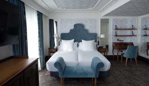 Habitación ejecutiva con 1 cama doble o 2 individuales, 2 camas individuales