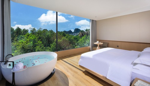 Suite Grand, vistas al lago