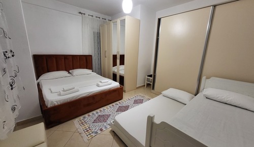 Apartamento familiar, balcón, vistas a la ciudad