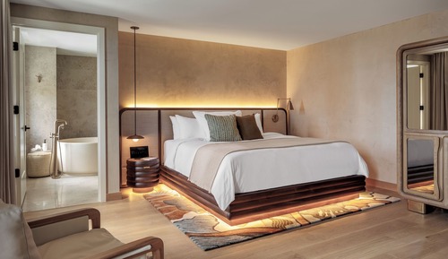 Superior Suite, 1 King Bed (La Familia Residence)