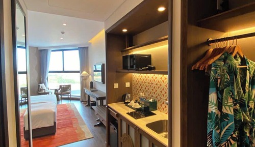 Habitación Deluxe doble, vistas parciales al mar
