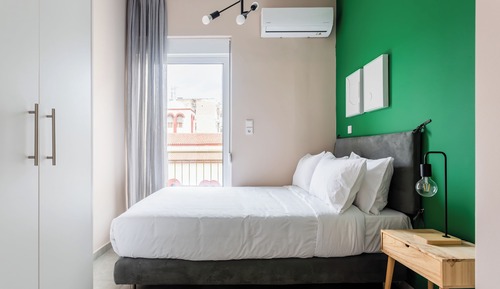Snug Dwelling