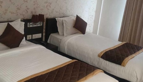 Habitación Deluxe con 1 cama doble o 2 individuales, vistas a la ciudad