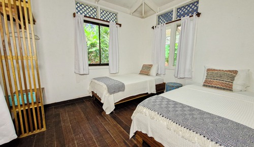 Villa familiar, 2 habitaciones, junto a la playa